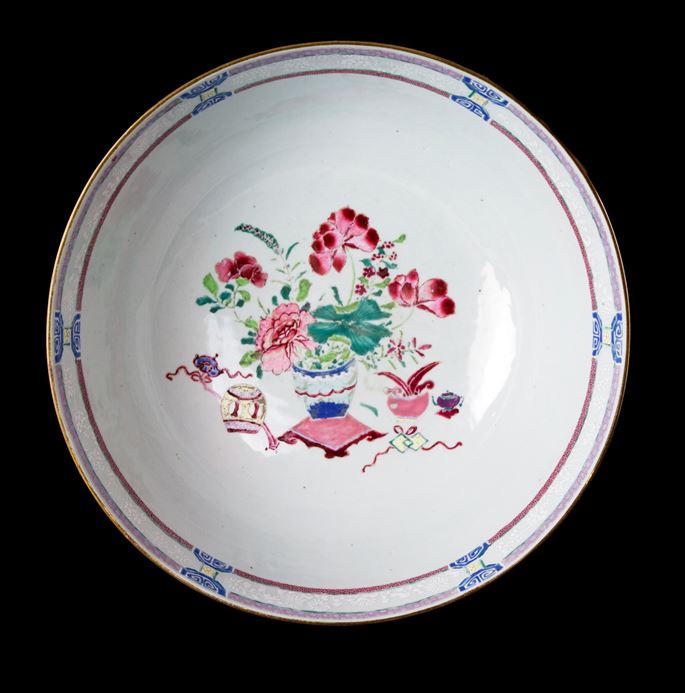 Chinese export porcelain famille rose punchbowl | MasterArt